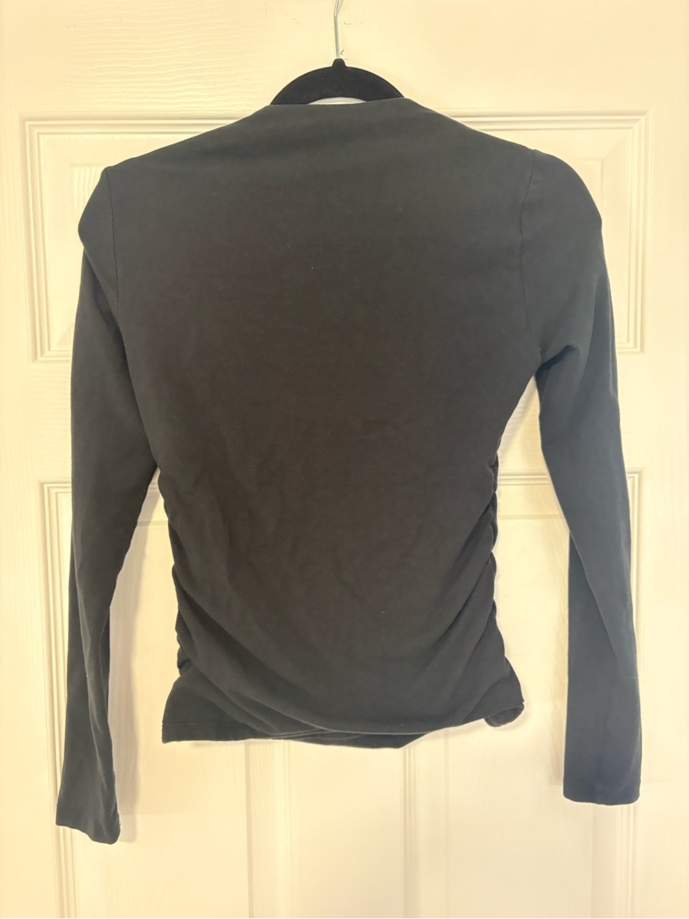 Abercrombie & Fitch Black Long-Sleeve Ruched Square-Neck Top - Picture 3 of 3